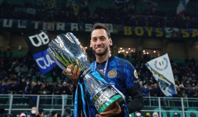 国米即将开启跟中场大师的续约会谈，可土耳其豪门又来捣乱了